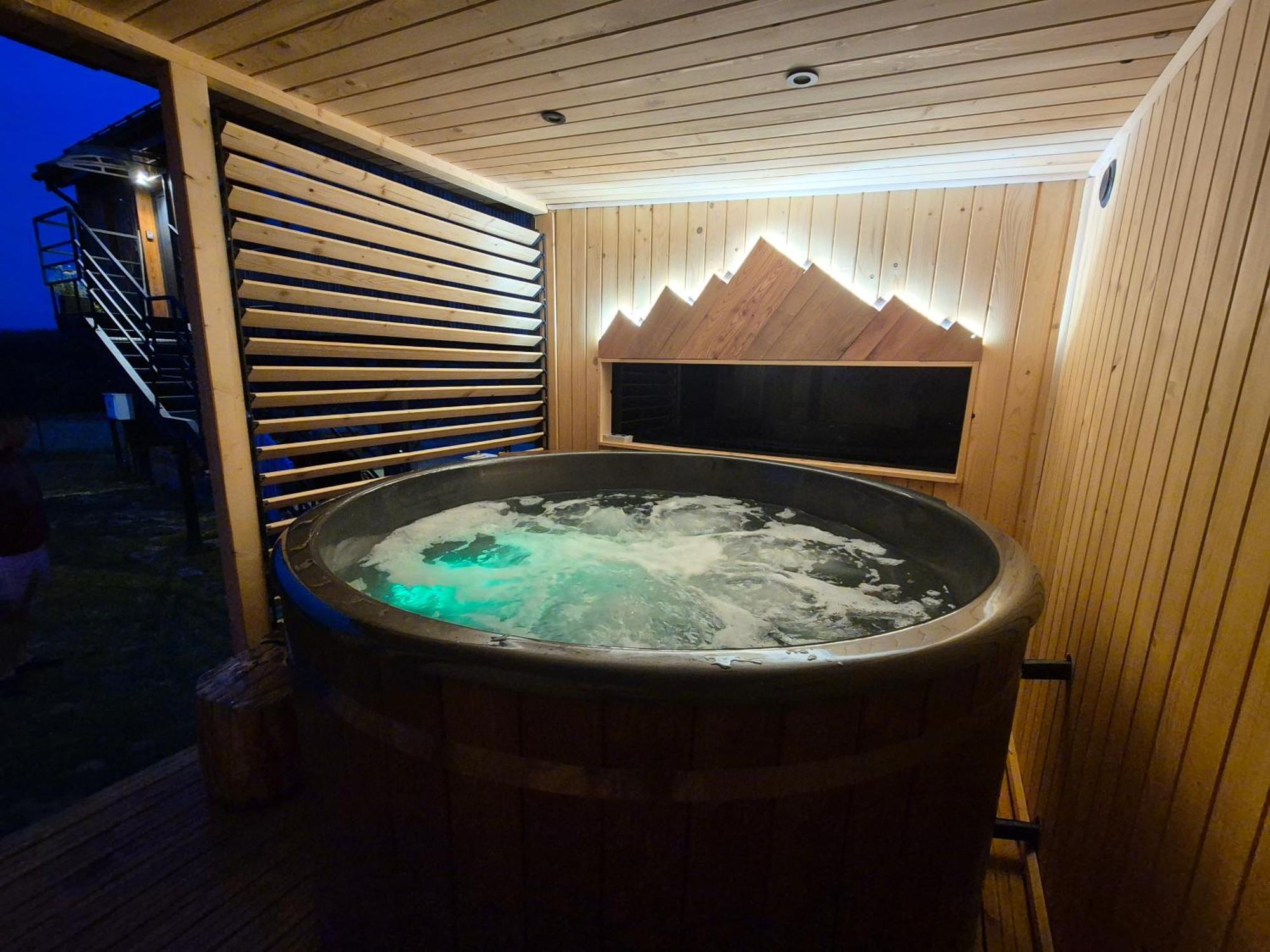 Natur House Beskidy - Dom Z Drzewa Ksiezycowego Z Sauna I Balia Jacuzzi!! Apartment Slemien Exterior photo